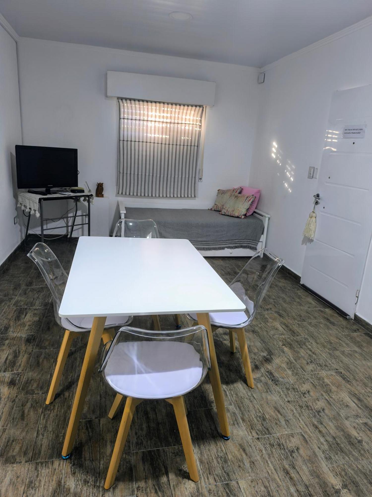 Geminis Apartment San Nicolas de los Arroyos